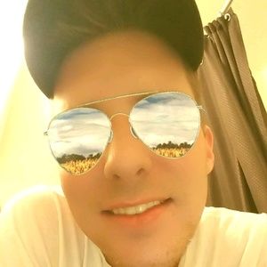 Meet your Posher, Richard